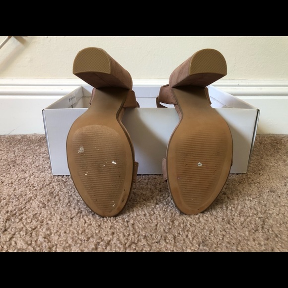 Steve Madden Celebrate in Tan Suede - Picture 2 of 4